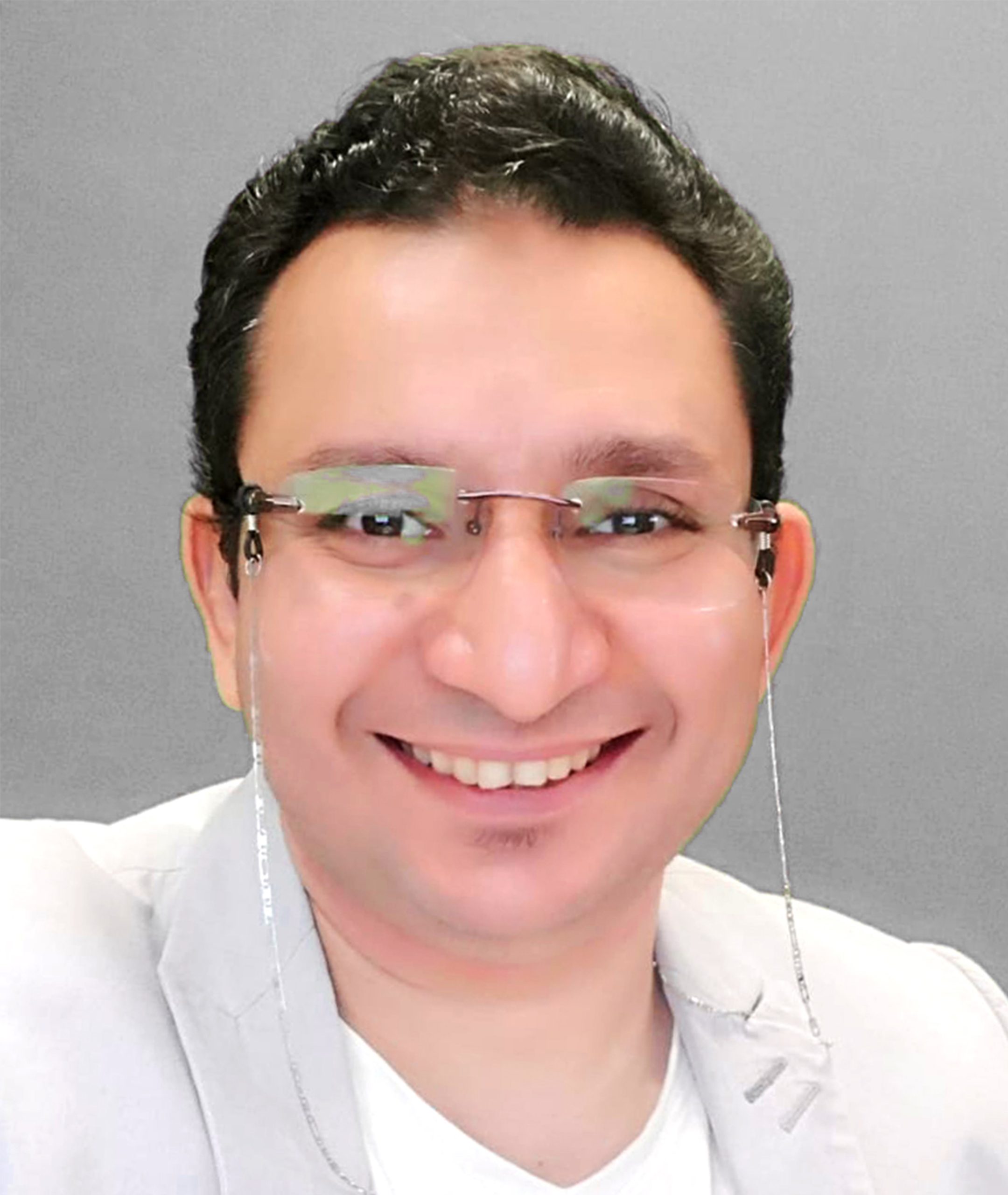 الدكتور-.-وائل-عثمان-scaled